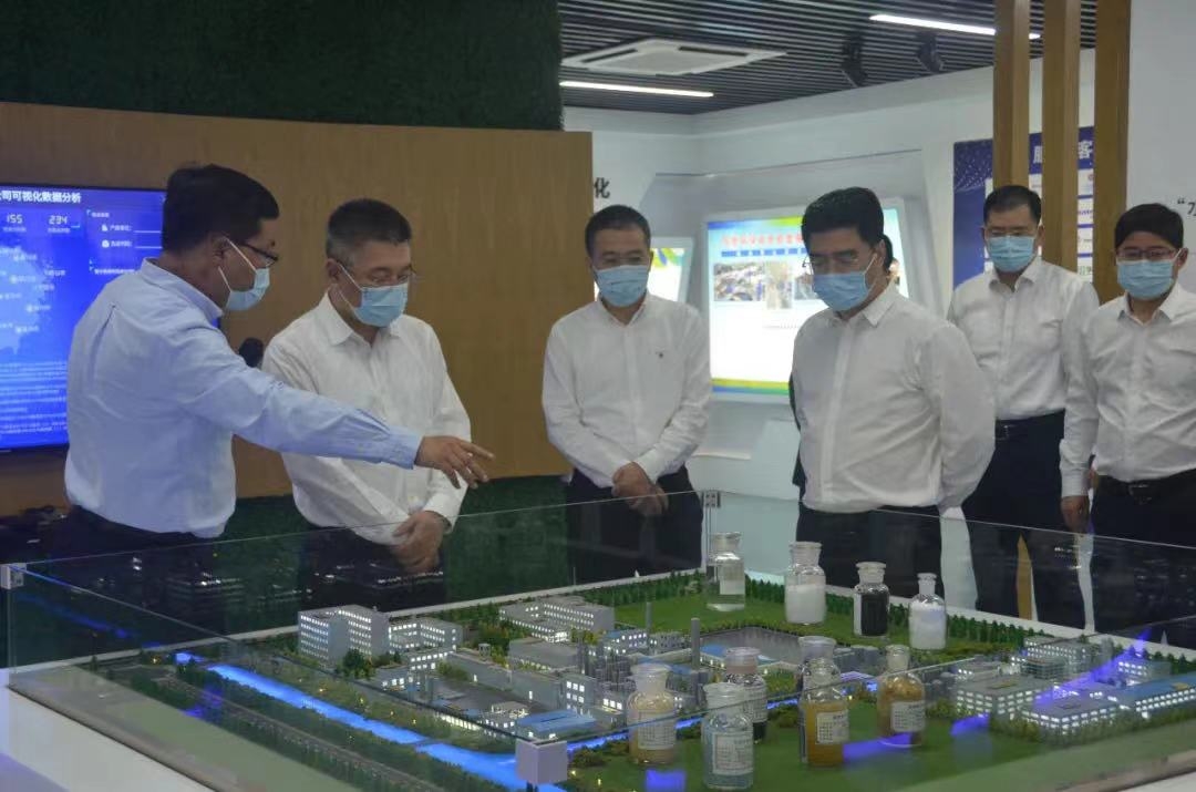 省生态环境厅党组书记郎文...
